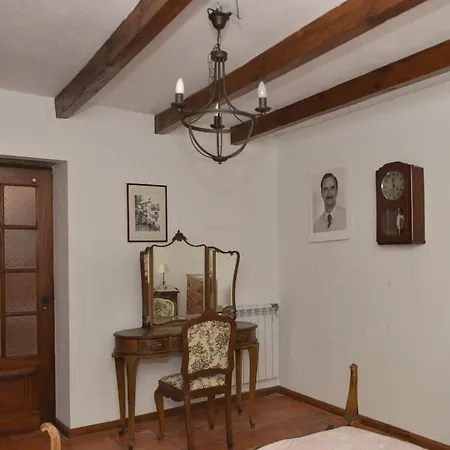 Casa Camelias Anisso
