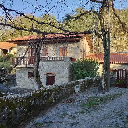 Casa Camelias Vakantiehuis Anisso